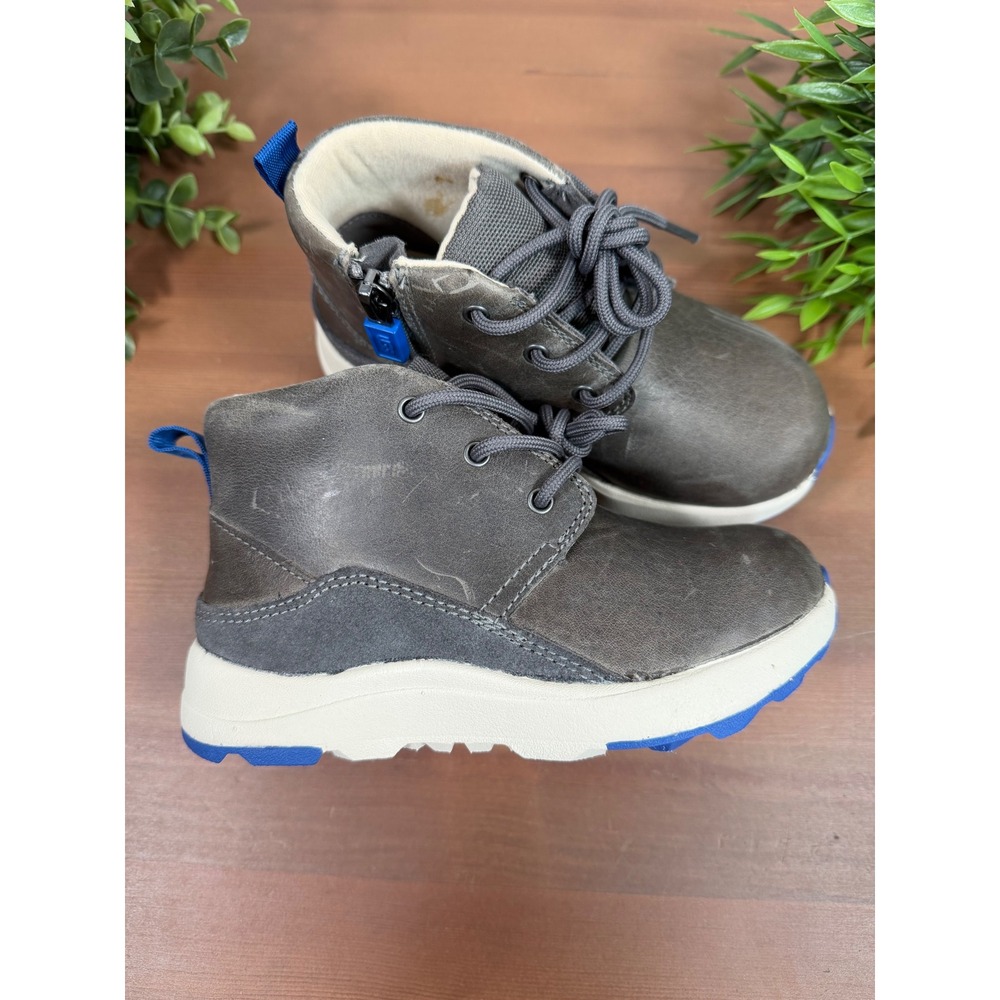 UGG Kids Canoe III Weather Chukka Charcoal Leather Waterproof Boots Size 9